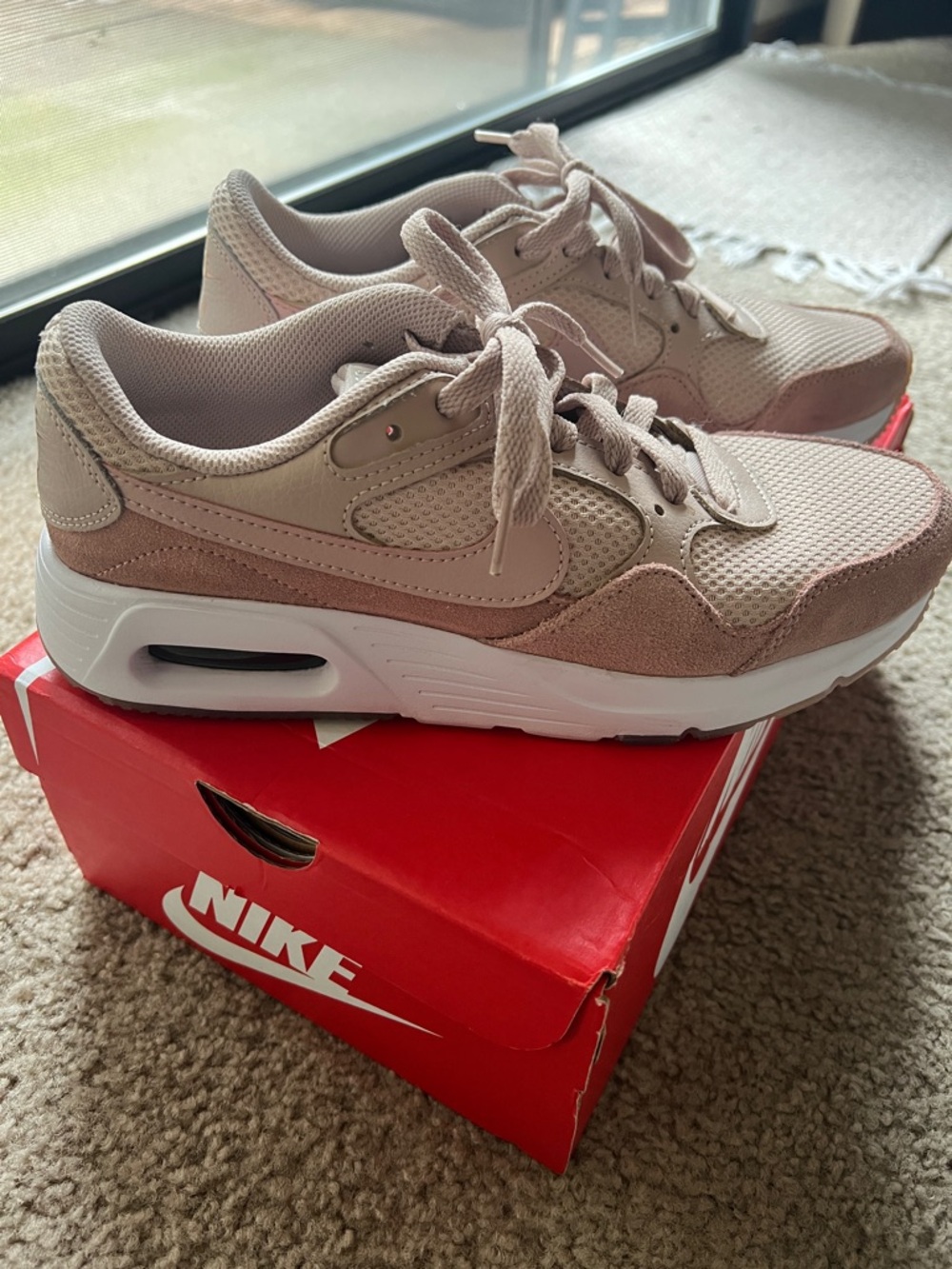 Nike Women’s Air Max- Dusty Rose/White